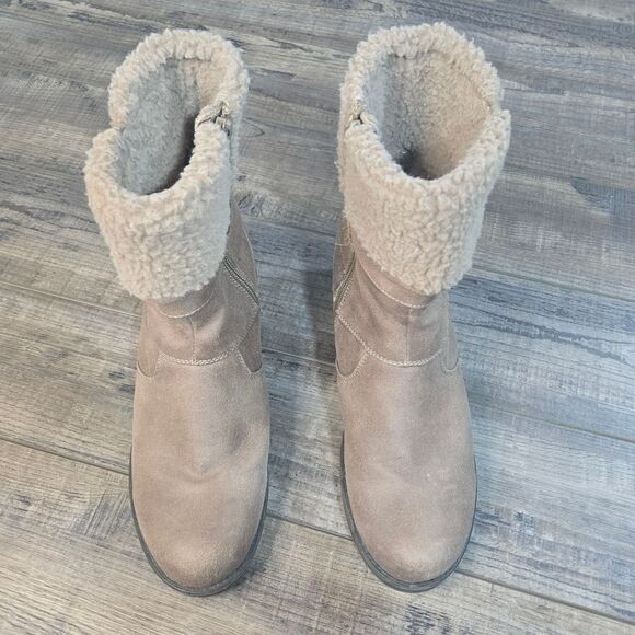 White Mountain Tan/brown/Cream Boots  Faux Fur Top Heel Zip Side Winter Style 10 - Picture 3 of 8